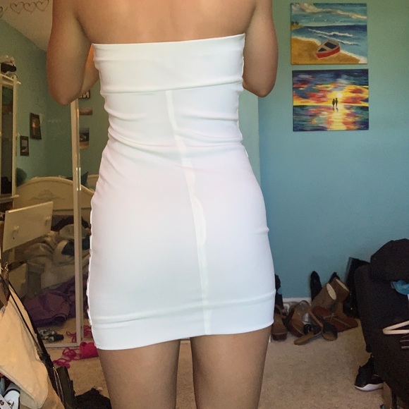 Charlotte Russe strapless white ruffle dress, XS - Picture 3 of 6